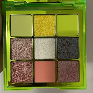 HUDA BEAUTY NEON PALETTE
